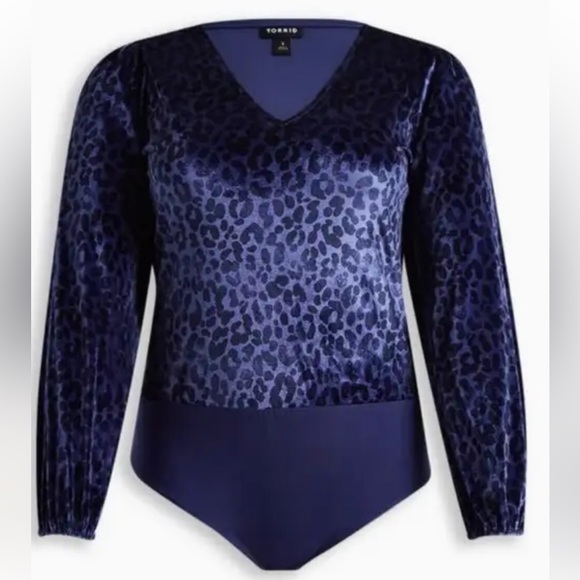 Torrid Blue Velvet Stretch V Neck Long Sleeve Bodysuit - Picture 2 of 12